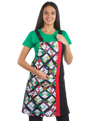 Mujer con pichi combinado con cuadros de colores, ropa de trabajo en Tot Bata